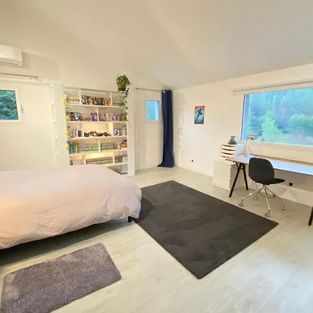 Villa Superb Contemporary With Pool And Garden *